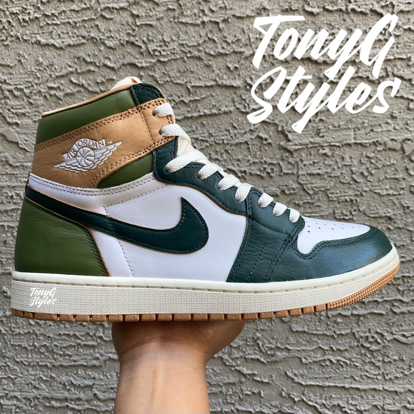 🐸NEW🐸 CUSTOM AIR JORDAN 1 RETRO HI - Picture 2 of 16